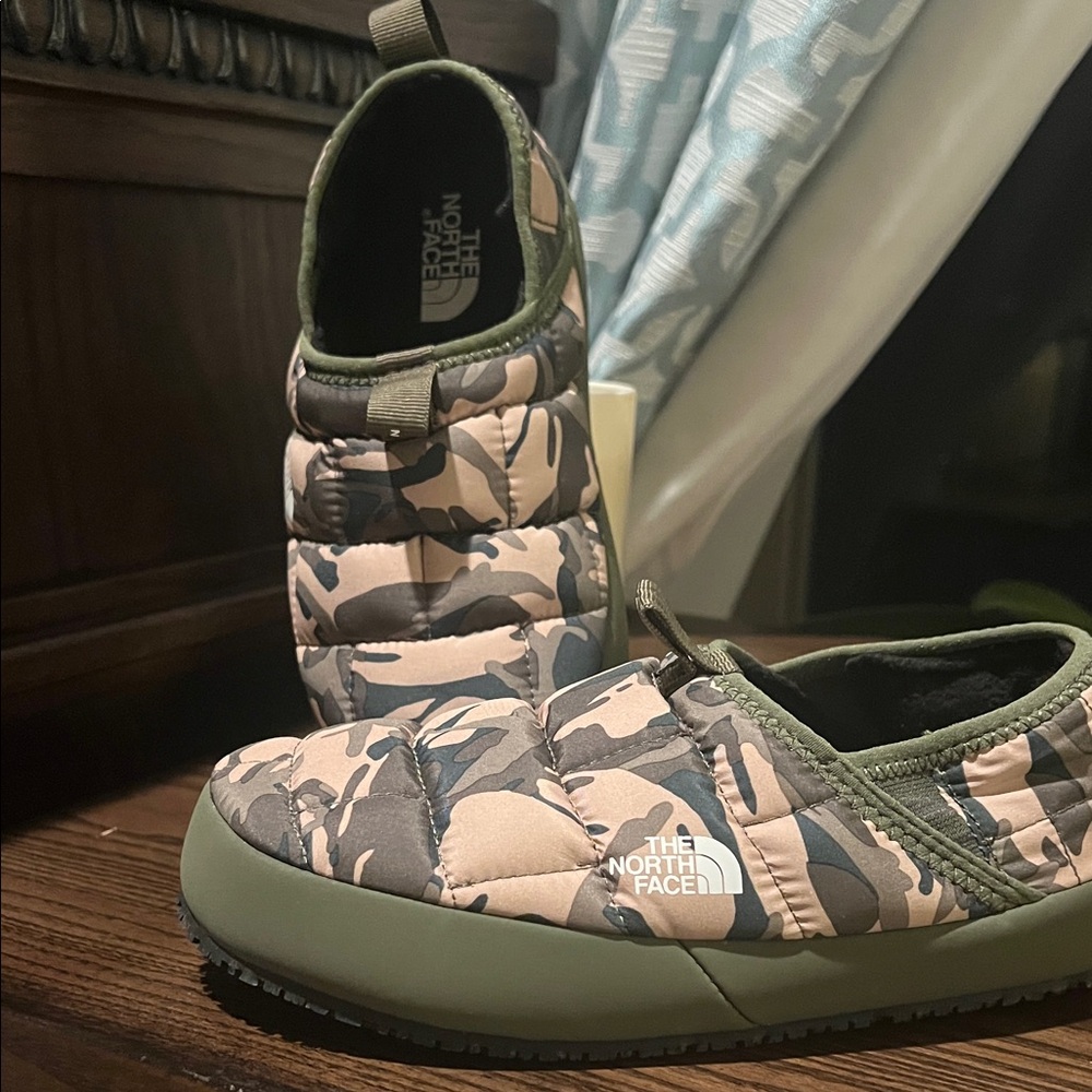 The North Face Kids Shoes - Green and Tan Camo